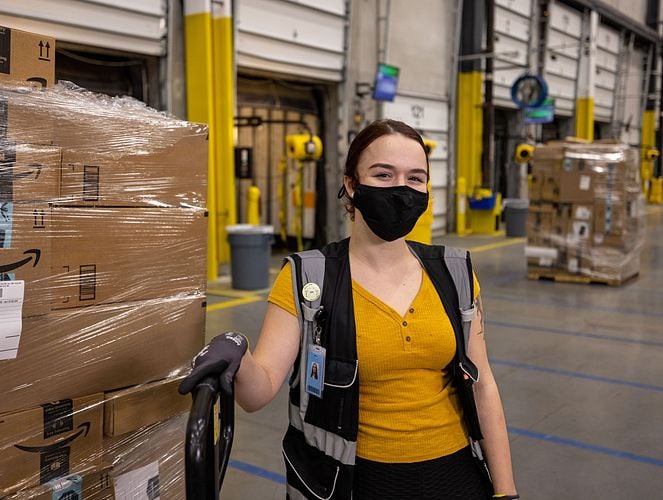 Amazon Workforce Staffing At Warehouse ?width=1326&height=1000&name=amazon Workforce Staffing At Warehouse 